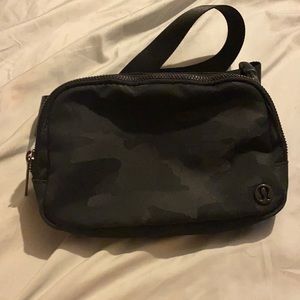 camo lulu lemon fanny pack